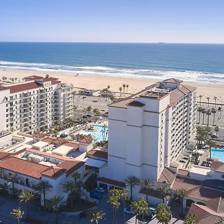 The Waterfront Beach Resort, A Hilton Hotel-2